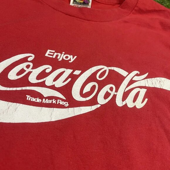 Vintage Coca Cola Logo T-shirt - Picture 4 of 9